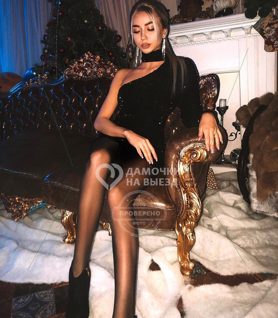 фото №2 девушки Аида